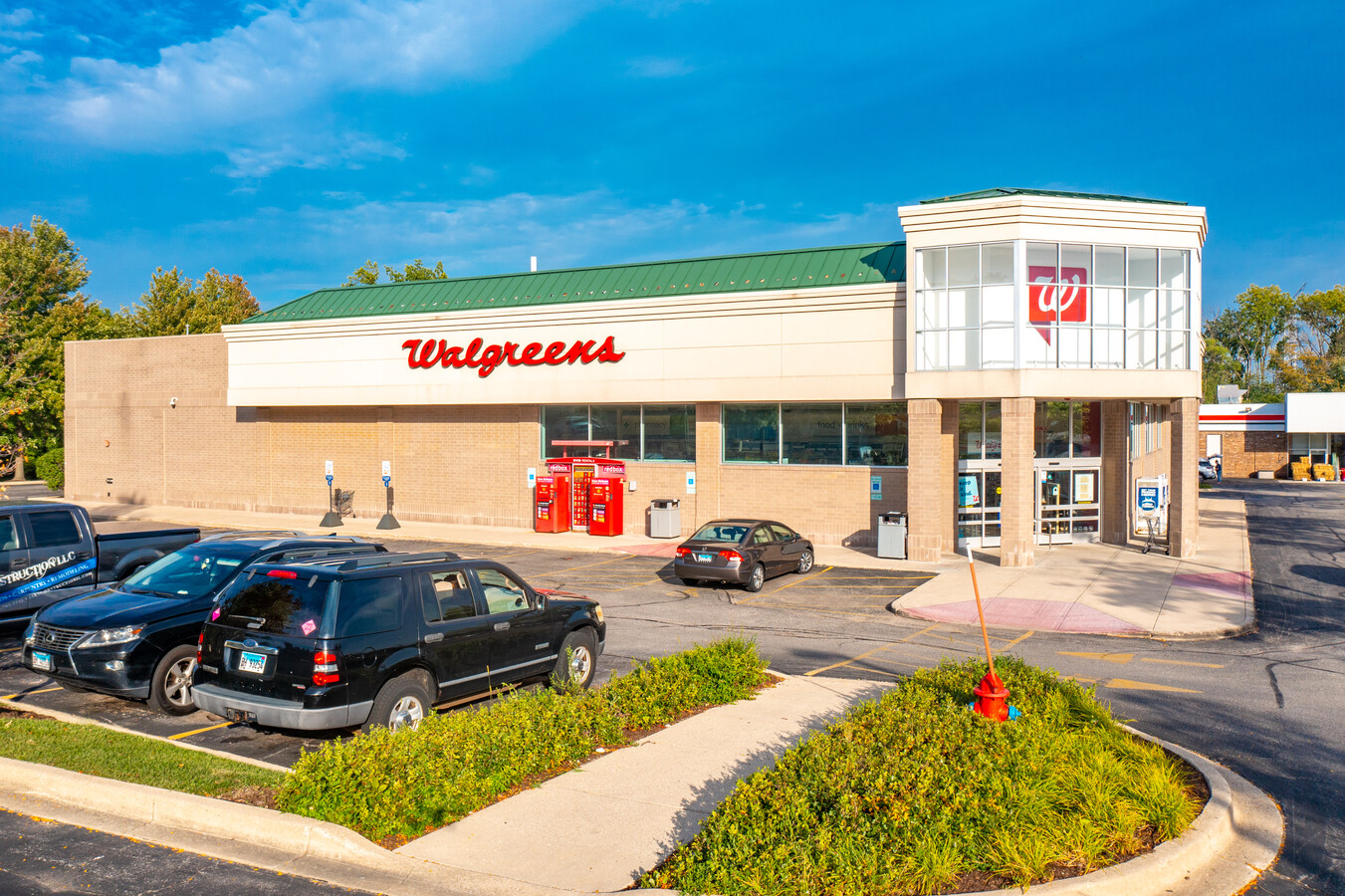 4830 Grand Ave, Gurnee, IL 60031 - Walgreens - Strong Store Sales | LoopNet