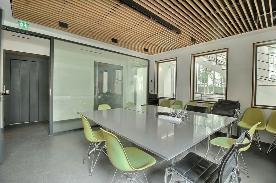 2-7 Impasse Lebouis, Paris for sale - Building Photo - Image 2 of 13