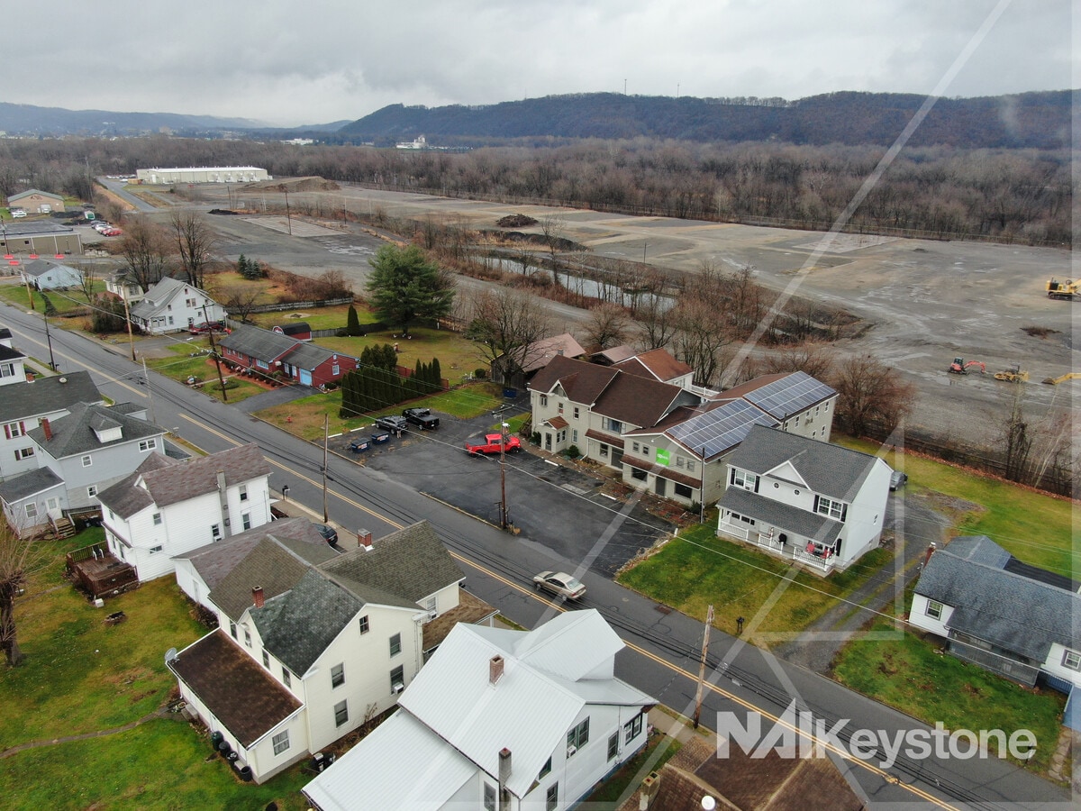 2972 N Old Trl, Shamokin Dam, PA 17876