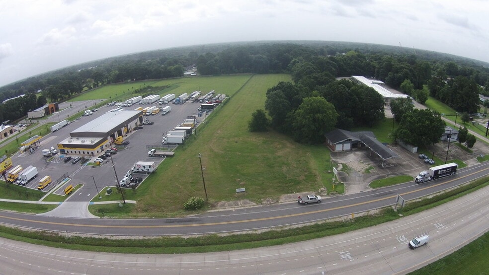 2732 NE Evangeline Thurway, Lafayette, LA for sale - Aerial - Image 1 of 1