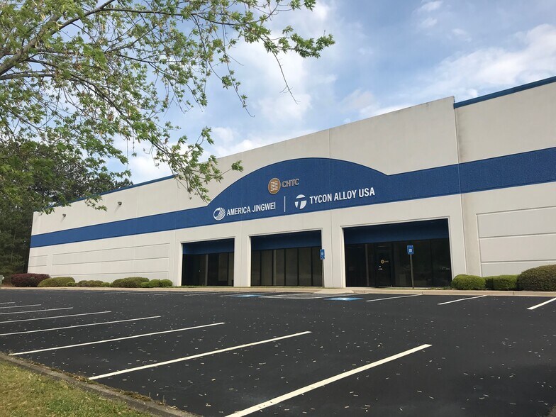 30 North Dr, Acworth, GA for sale - Building Photo - Image 1 of 1