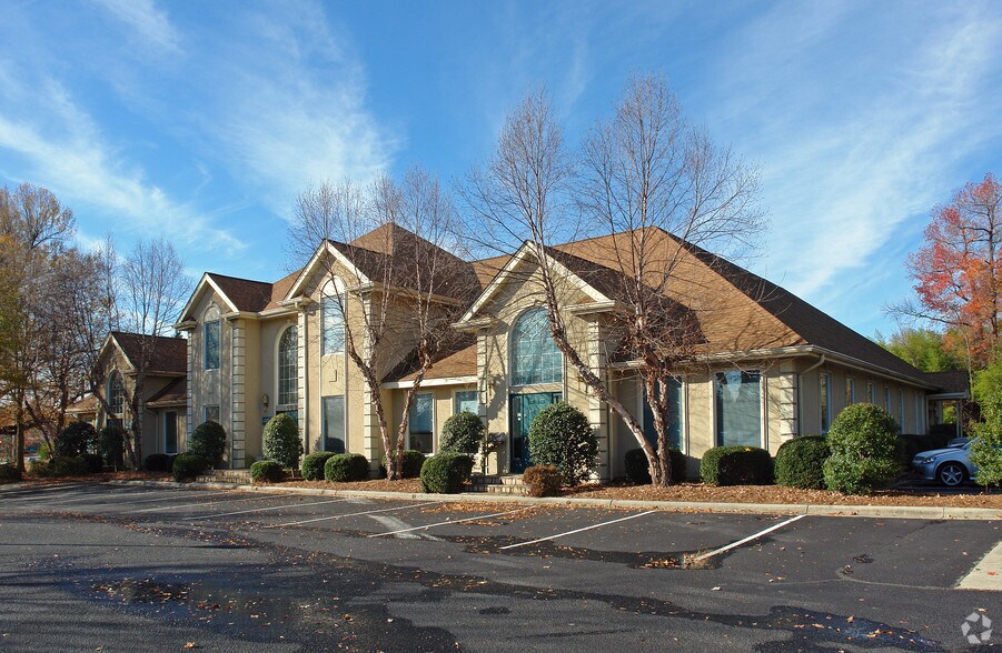 1403 Eastchester Dr, High Point, NC 27265