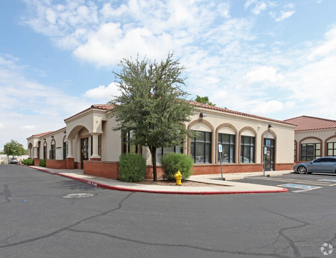 428 S Gilbert Rd, Gilbert, AZ 85296 Office for Lease