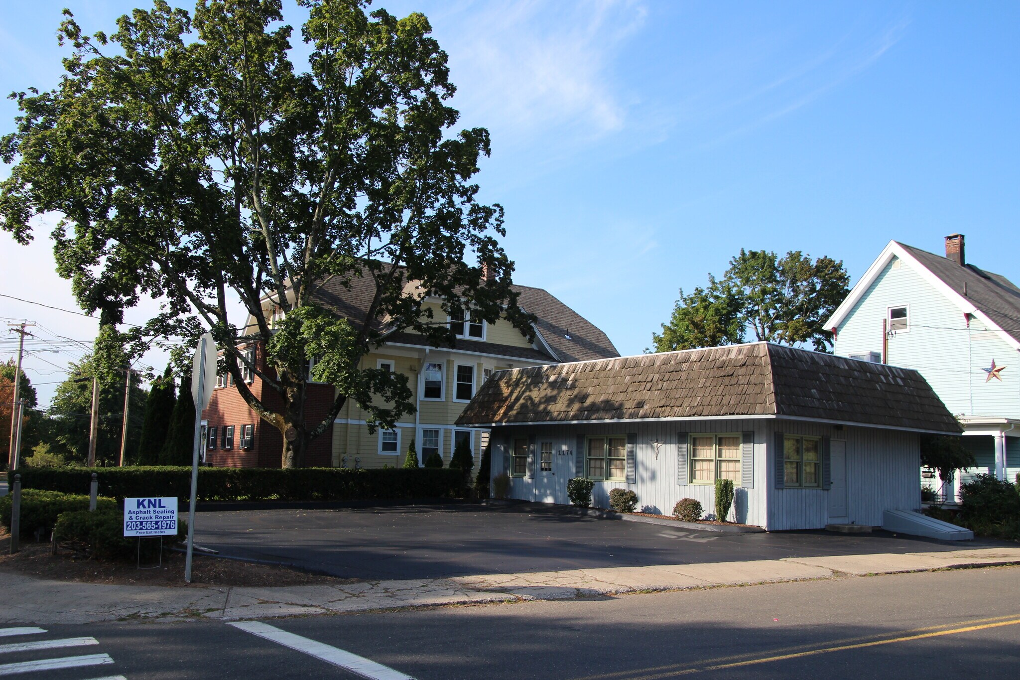 1174 Whitney Ave, Hamden, CT for sale Primary Photo- Image 1 of 11