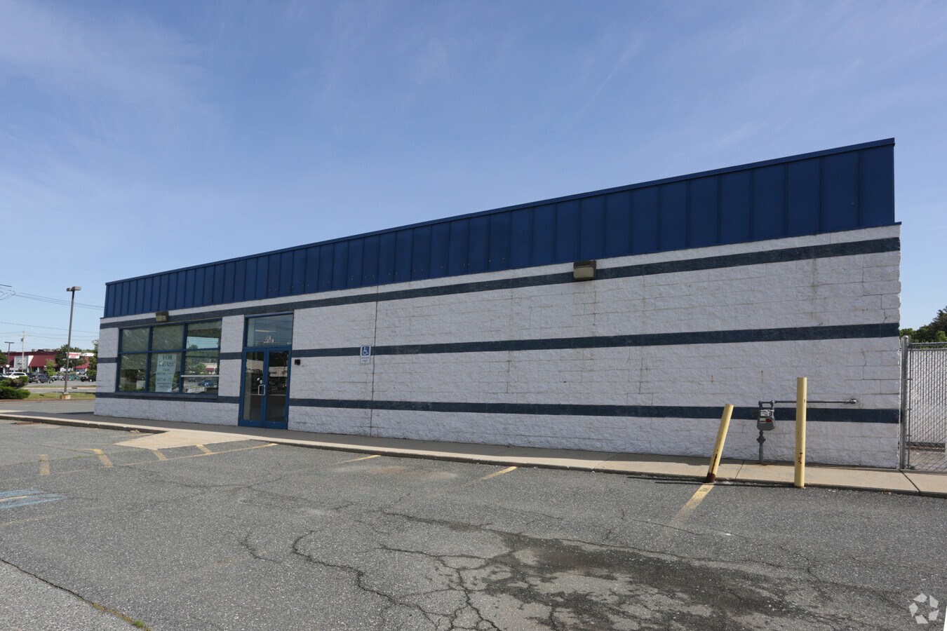 320 Pond St, Ashland, MA 01721