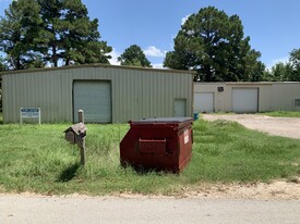 2831 Bobville Rd, Montgomery TX - Warehouse