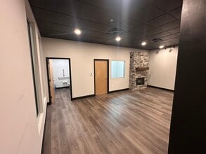2600 Middletown Commons, White Hall, WV for lease Interior Photo- Image 2 of 6