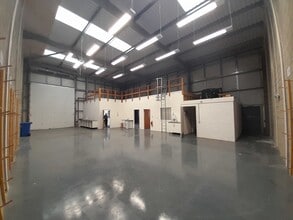 A7066, Bathgate for lease Interior Photo- Image 2 of 5