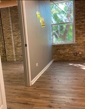1633 N Hamlin Ave, Chicago, IL for lease Interior Photo- Image 2 of 2