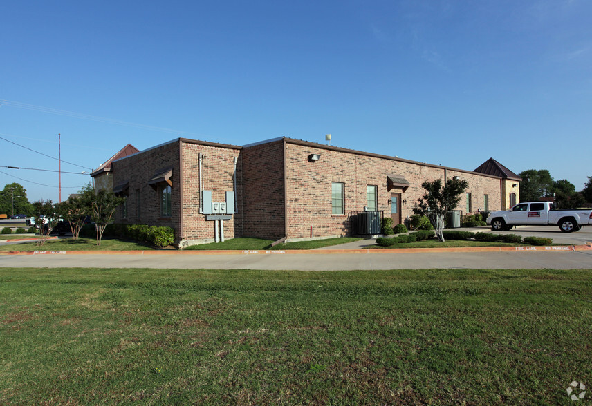 200 S 14th St, Midlothian, TX for sale - Building Photo - Image 2 of 26