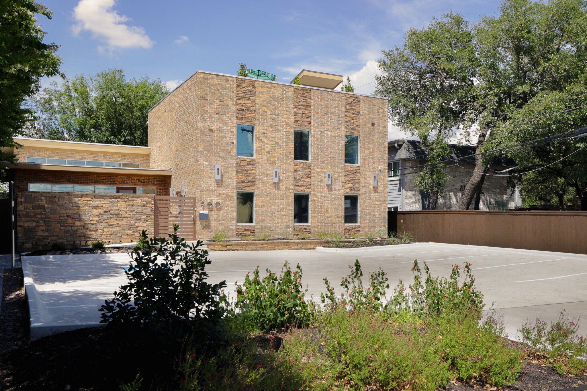 900 W North Loop Blvd, Austin, TX for sale Building Photo- Image 1 of 53