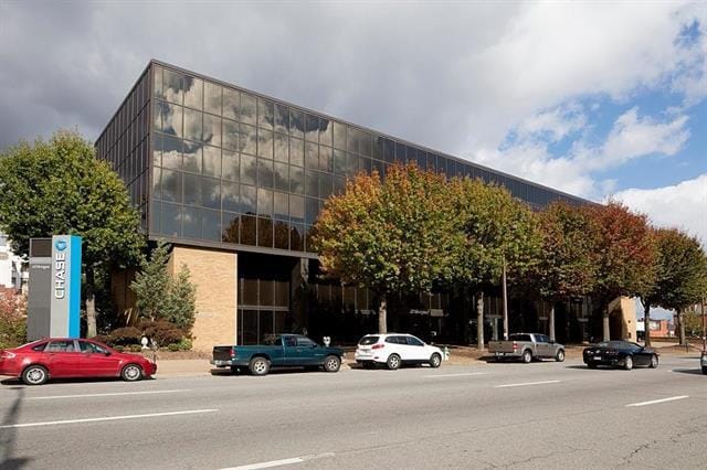 1000 Fifth Ave, Huntington, WV for lease Building Photo- Image 1 of 3