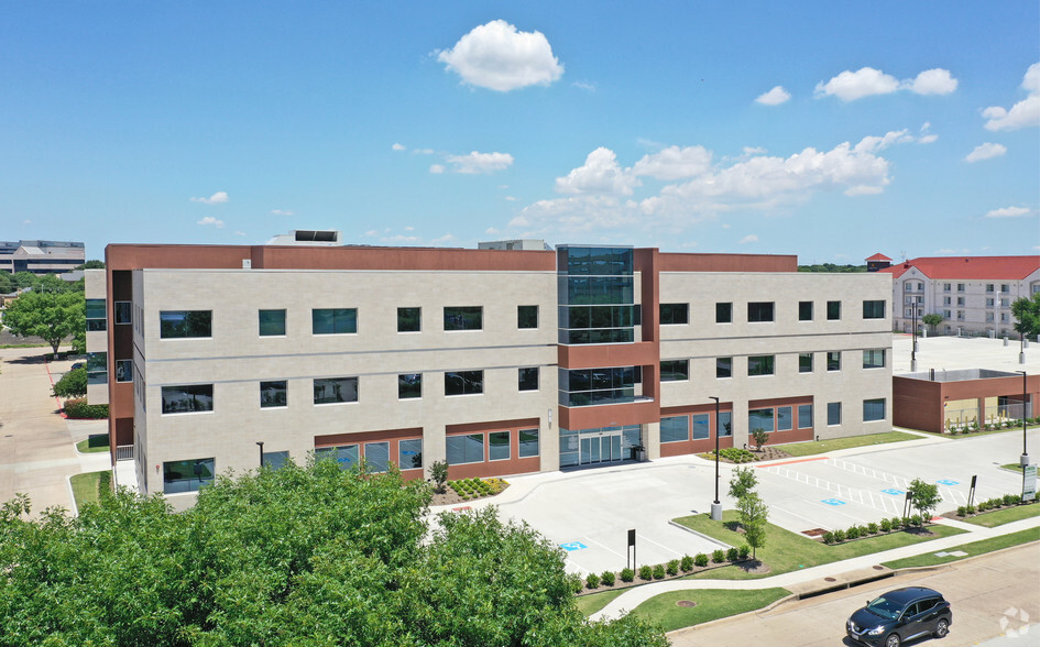 4825 Alliance Blvd, Plano, TX for lease - Building Photo - Image 1 of 7