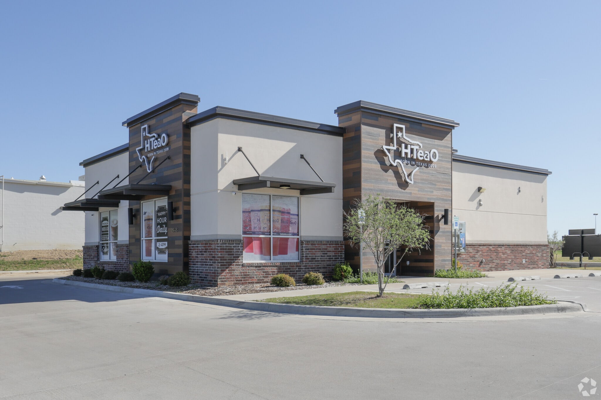 HTeaO- The Village & Bartlesville, OK portfolio of 2 properties for sale on LoopNet.com Primary Photo- Image 1 of 13