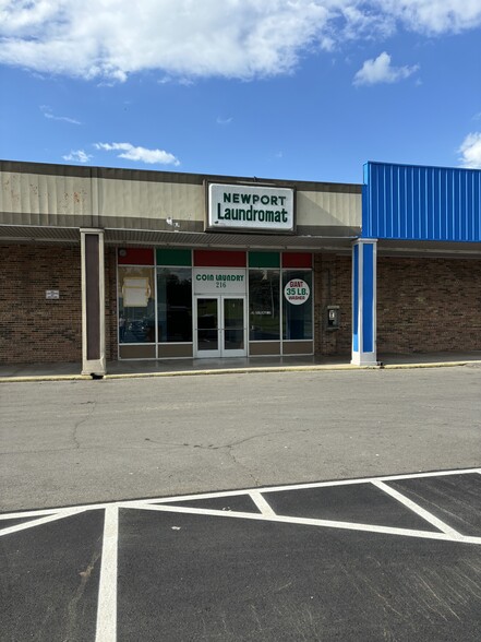 216 W Broadway, Newport, TN for lease - Primary Photo - Image 1 of 4