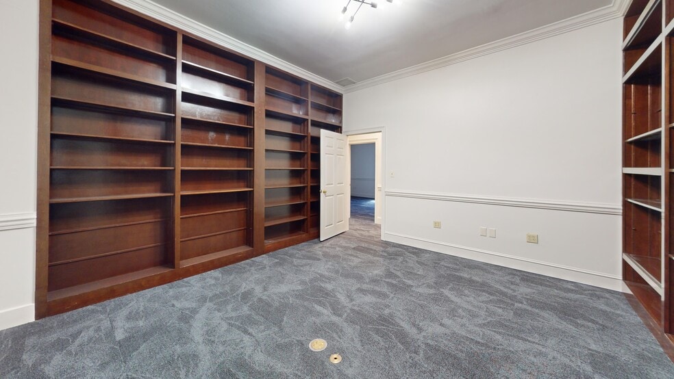 2833 Remington Green Cir, Tallahassee, FL for sale - Building Photo - Image 1 of 32