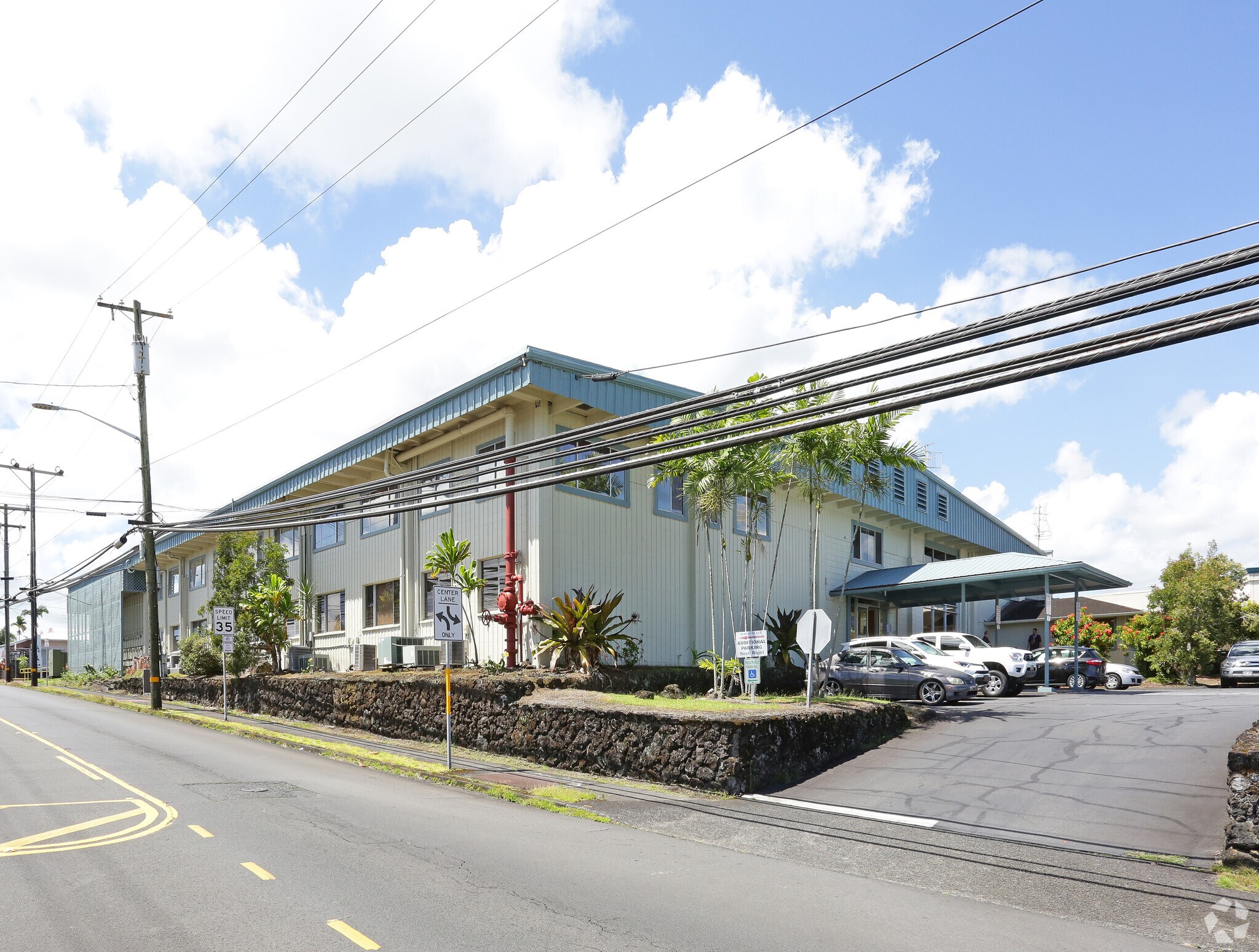 688 Kinoole St, Hilo, HI 96720 Office for Lease