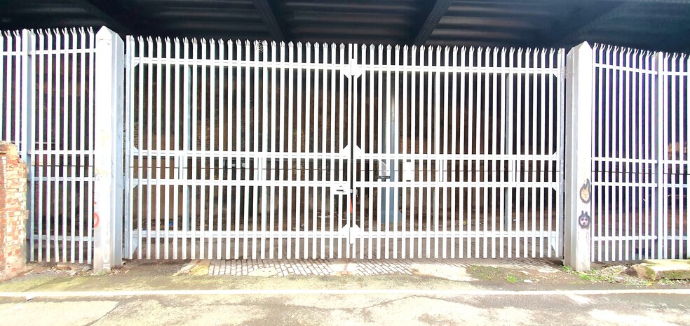 Hadleigh St, London for lease - Building Photo - Image 3 of 12