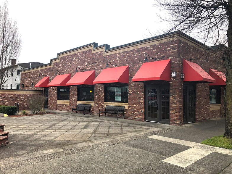 1439 Halsey St, Portland, OR for sale - Building Photo - Image 1 of 1