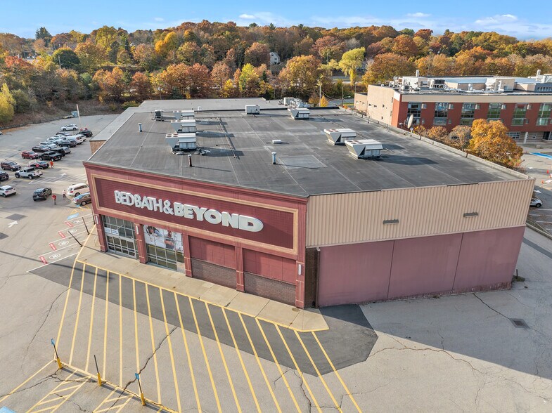 366368 Southbridge St, Auburn, MA 01501 Bed Bath & Beyond