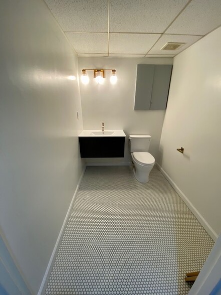 15-17 Park Ave, New York, NY for lease - Interior Photo - Image 3 of 12