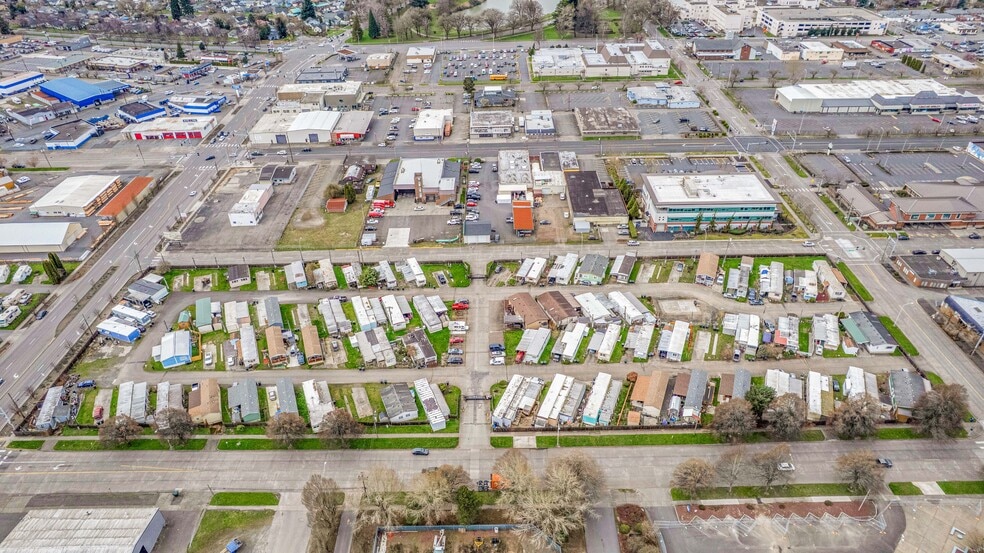 1112 Tennant Way, Longview, WA for sale - Building Photo - Image 3 of 6
