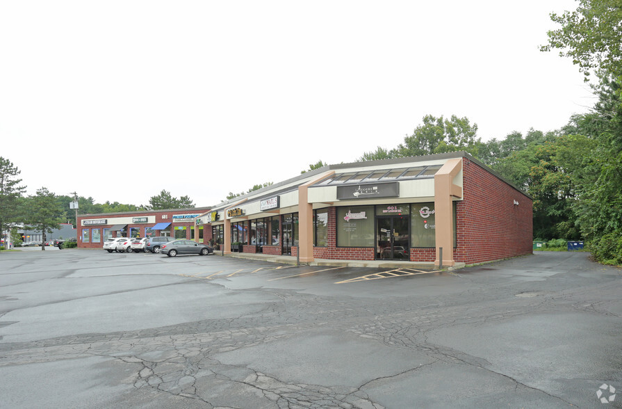 601 New Loudon Rd, Latham, NY for sale - Primary Photo - Image 1 of 1