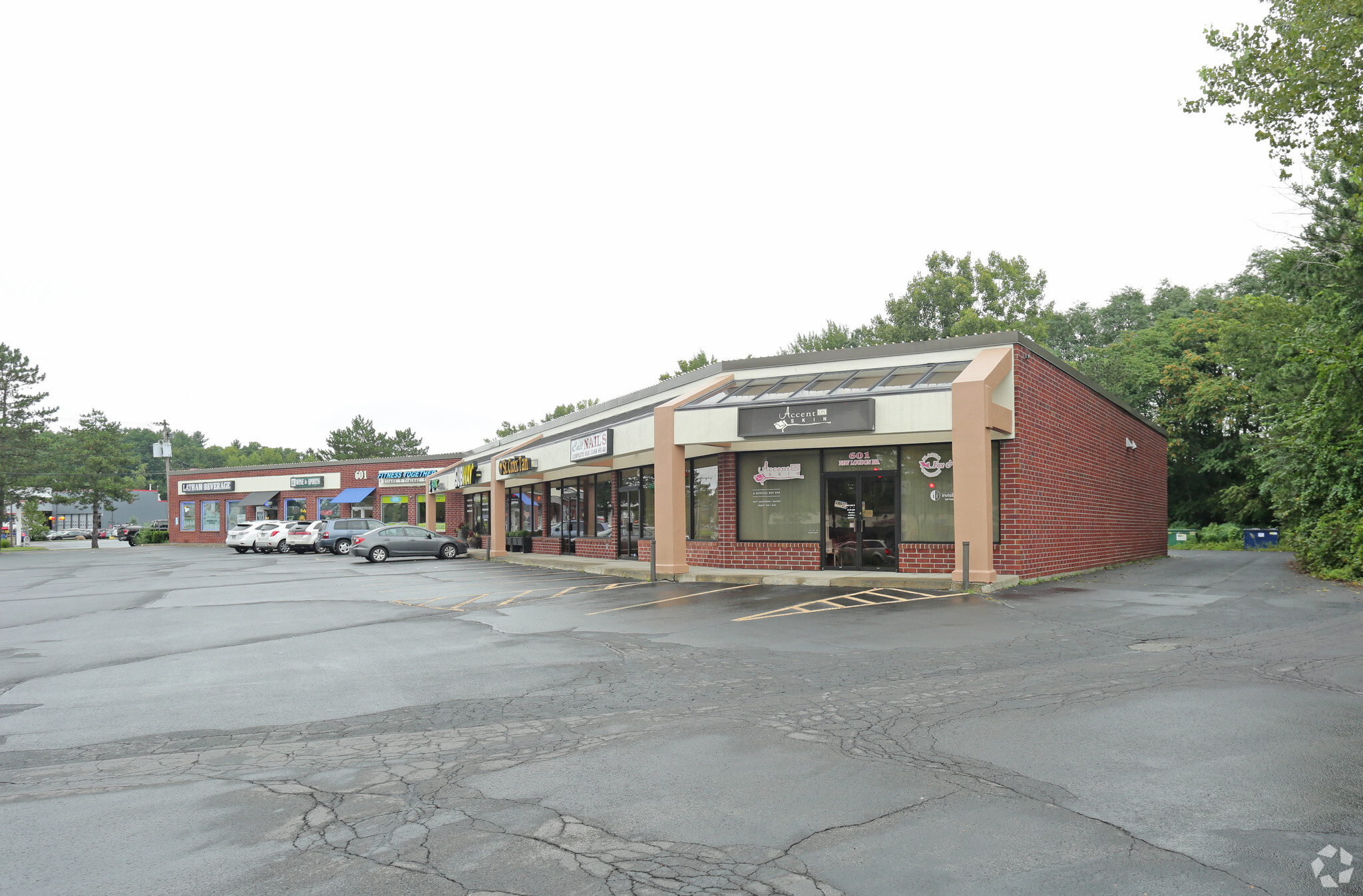 601 New Loudon Rd, Latham, NY for sale Primary Photo- Image 1 of 1