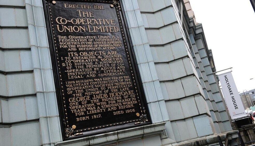 Hanover St, Manchester for lease - Building Photo - Image 2 of 4