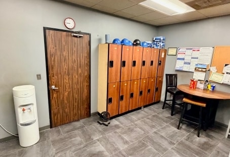 3911 Cedar Blvd, Baytown, TX for sale - Interior Photo - Image 2 of 6