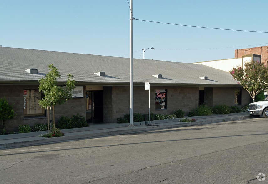 1680 12th St, Reedley, CA for lease - Building Photo - Image 3 of 4