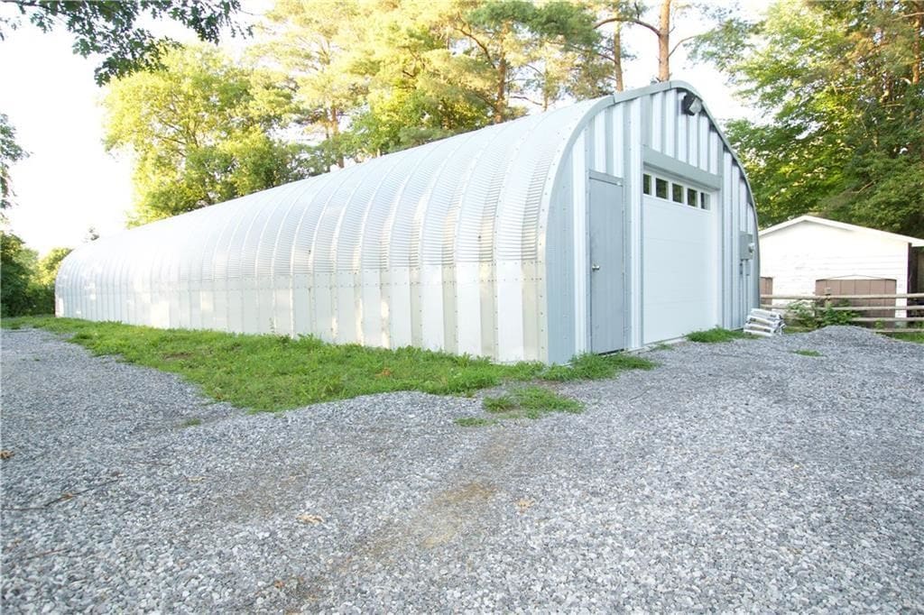 1429 Meadow Dr, Ottawa, ON for sale Primary Photo- Image 1 of 5