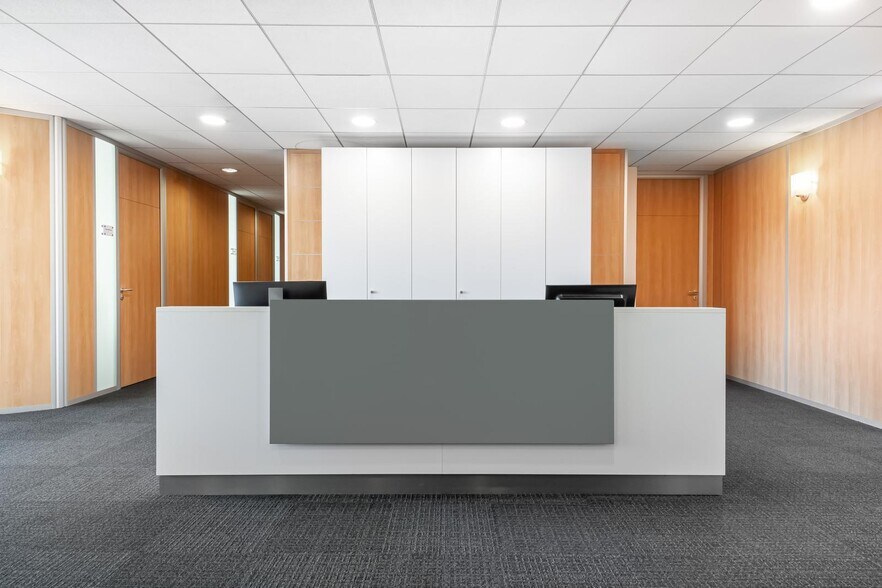 165 Avenue Du Prado, Marseille for lease - Lobby - Image 3 of 19