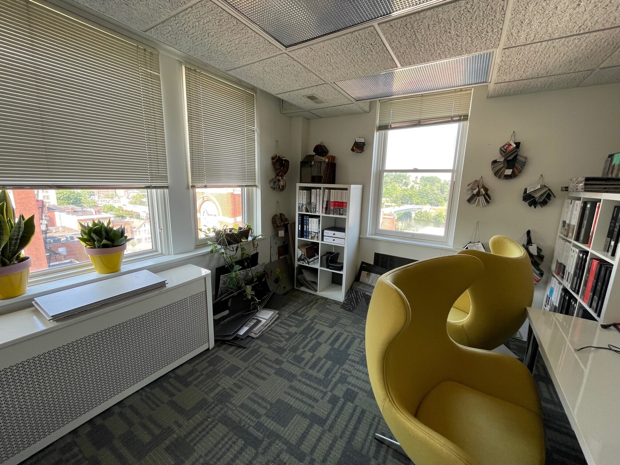 295 High St, Morgantown, WV for lease Interior Photo- Image 1 of 6