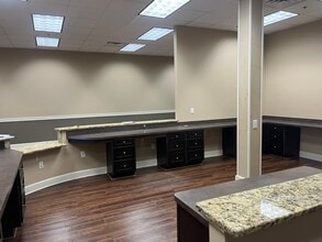 6110 Pine Mountain Rd, Kennesaw, GA for lease Building Photo- Image 2 of 5