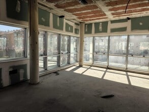 Office/Retail in Ávila, Ávila for lease Interior Photo- Image 2 of 3