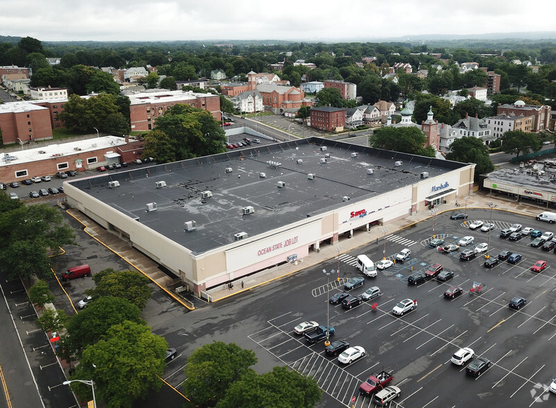 50-76 E Main St, New Britain, CT for sale - Primary Photo - Image 1 of 1