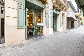 Retail in Barcelona, Barcelona for lease Interior Photo- Image 1 of 26