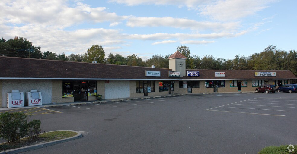 60 Chambersbridge Rd, Lakewood, NJ for lease - Building Photo - Image 2 of 6