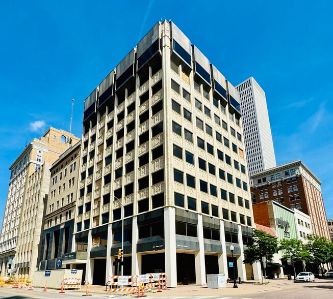 8 E 3rd St, Tulsa, OK for sale - Building Photo - Image 3 of 16