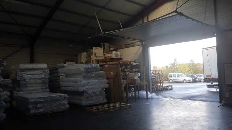 Office in Saucats for lease - Interior Photo - Image 3 of 10