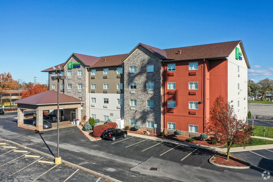 701 E Hudson St, Columbus, OH 43211