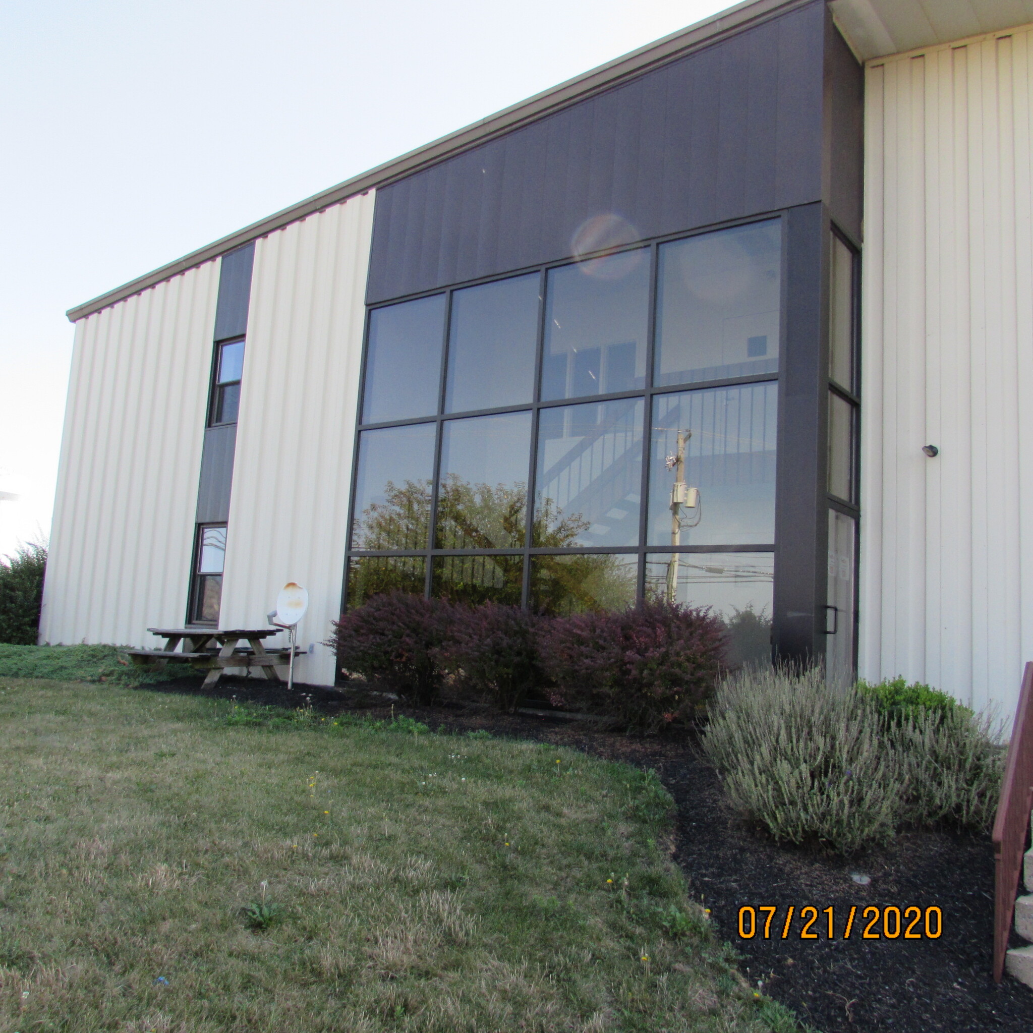 457 Diller Ave, New Holland, PA for lease Building Photo- Image 1 of 21