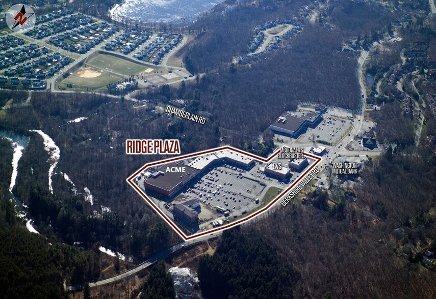 5734-5762 Berkshire Valley Rd, Oak Ridge, NJ for lease - Building Photo - Image 3 of 4