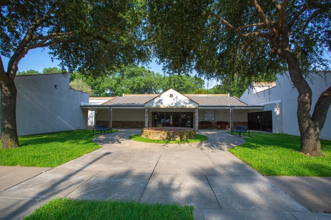 More details for 2801 Osler Dr, Grand Prairie, TX - Office, Office/Medical for Lease