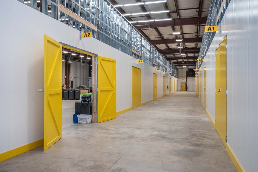 299 Industrial Ln, Torrington, CT for lease - Interior Photo - Image 1 of 53