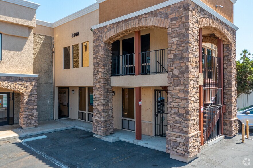 3166 Midway Dr, San Diego, CA for lease - Building Photo - Image 2 of 10