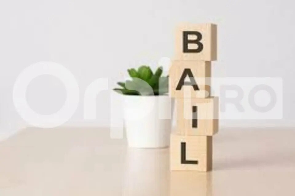 Retail in Panazol for lease Building Photo- Image 1 of 8