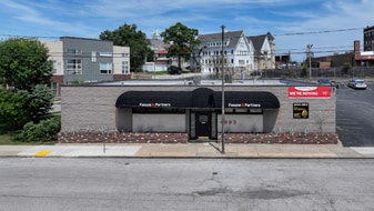 4003 Pennsylvania Ave, Kansas City MO - Parking Garage