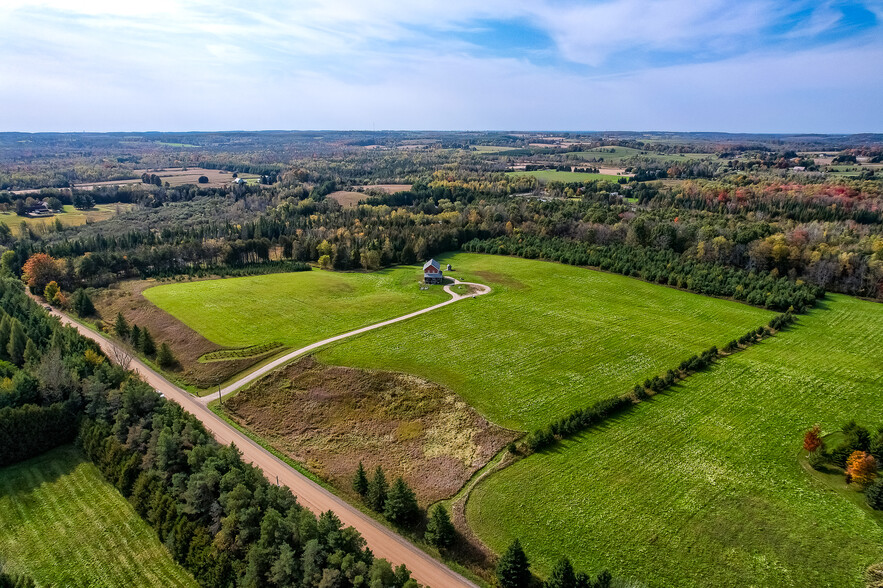 640 Highpoint Side Rd, Caledon, ON for sale - Aerial - Image 1 of 10